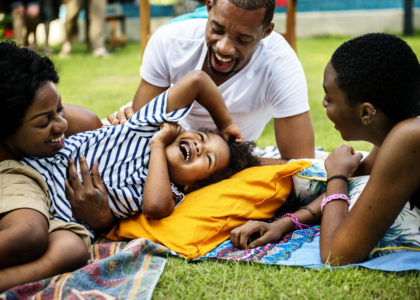 Eduquer ses enfants dans un environnement racisé